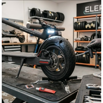 E-Scooter Reifenwechsel standard (ohne Motor)