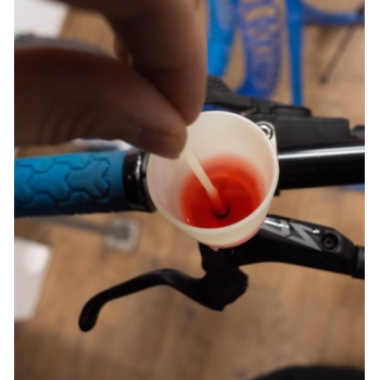 Hydraulische Bremse entlüften